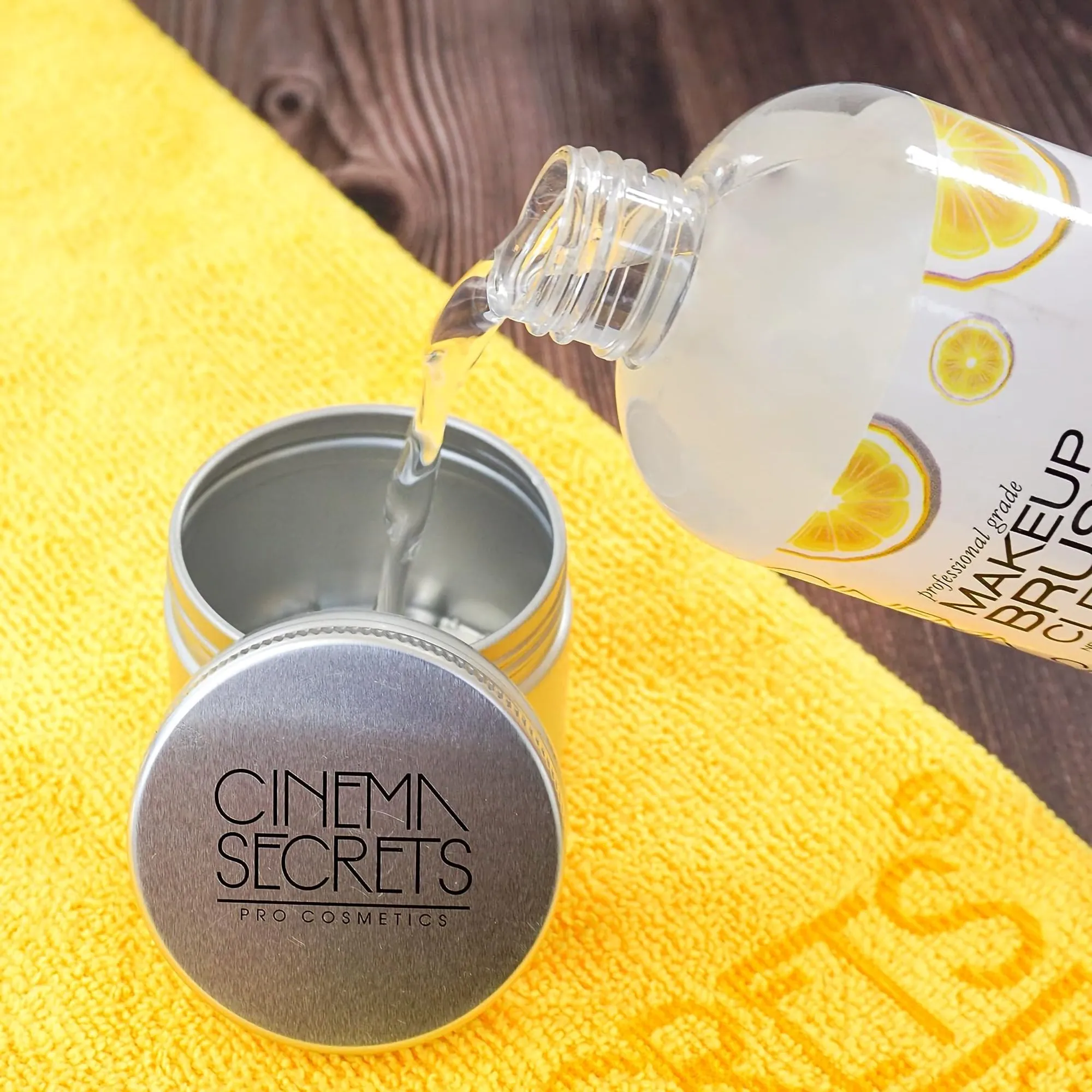 Cinema Secrets Makeup Cleaner Pro Starter Kit -Lemon