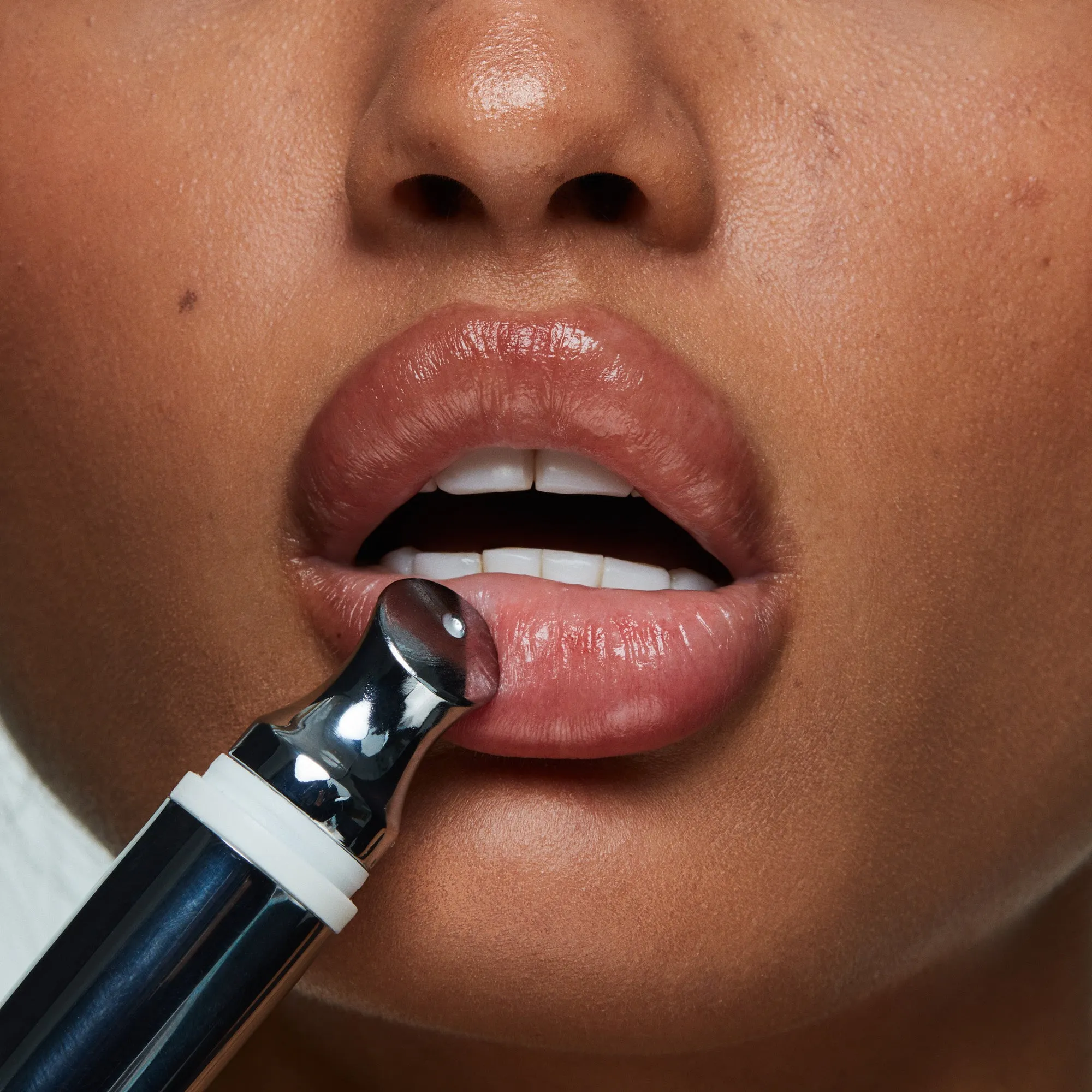 Plush & Plump Lip Blurring Serum