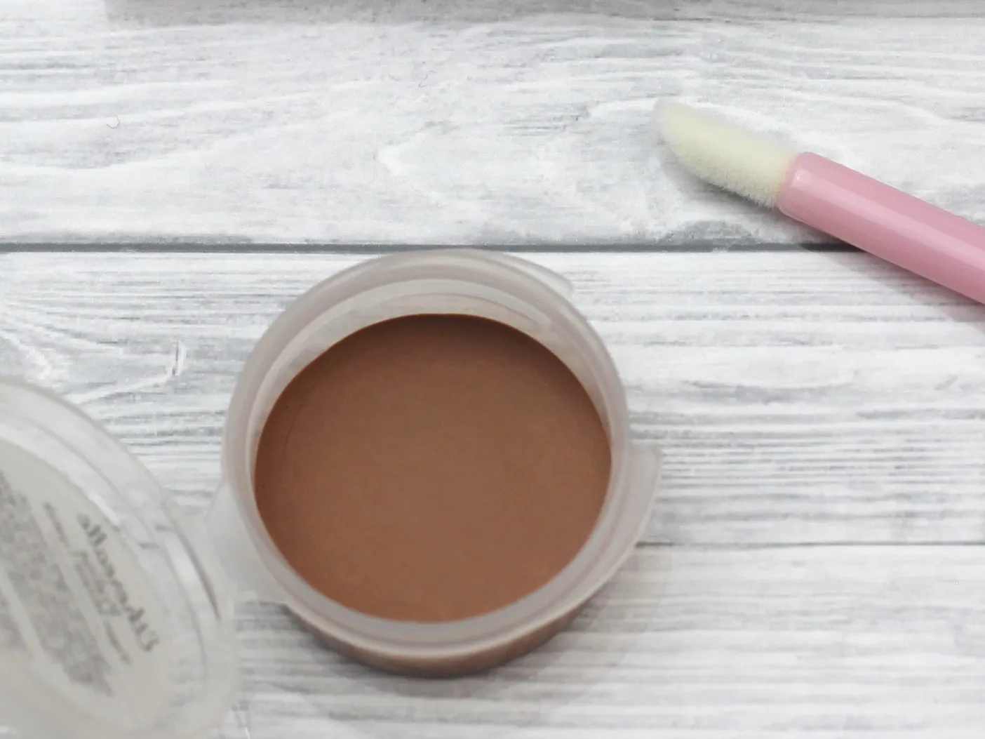 "Praline" - Matte Vegan Lipstick