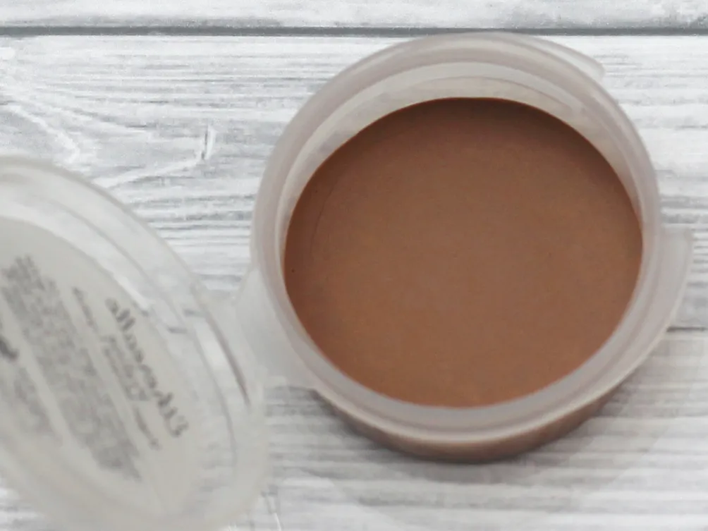 "Praline" - Matte Vegan Lipstick