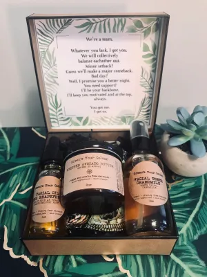 SUSTAINABLE SKINCARE GIFT KIT- VEGAN FACE TONER, FACE OIL, FACE CREAM